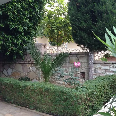 Apartment Caca Ksamil