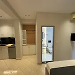 Caca -5 Min Walk To The Beach, Free Parking & Balcony In