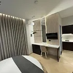 Caca -5 Min Walk To The Beach, Free Parking & Balcony In * Ksamil