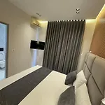 Caca -5 Min Walk To The Beach, Free Parking & Balcony In