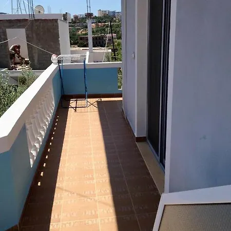 Caca -5 Min Walk To The Beach, Free Parking & Balcony In アパート クサミル