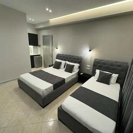 Caca -5 Min Walk To The Beach, Free Parking & Balcony In