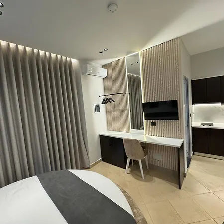Caca -5 Min Walk To The Beach, Free Parking & Balcony In * クサミル